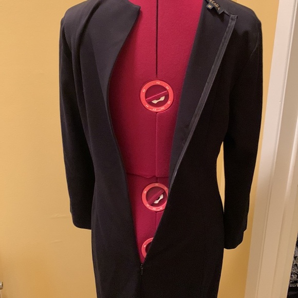 Escada Very Elegant sheath dress with flower cut out NWOT - Picture 9 of 12